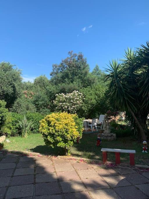 Casa Vacanze La Brii Iglesias Buitenkant foto